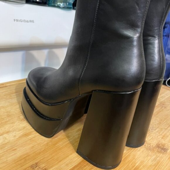 Retro 1970s Cobra Leather Platform Boots - Picture 13 of 16